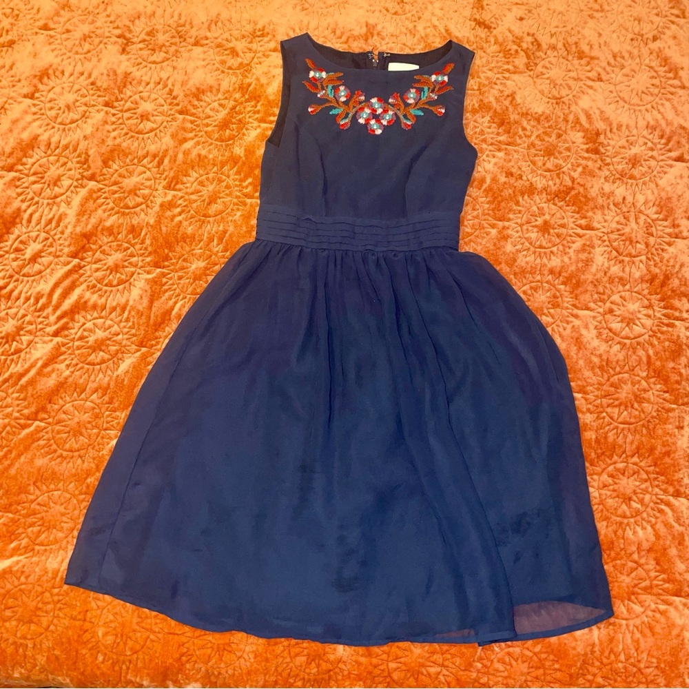 ModCloth Navy Blue Sleeveless Embroidered Dress Sz XS
